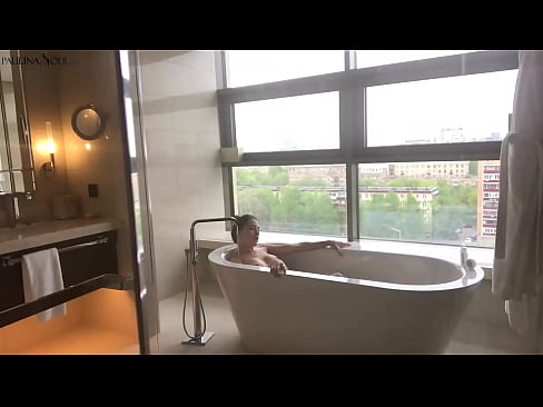 ❤️ Ogromna bejba strastno drka svojo pičko v kopalnici ❌ Kvalitetni pornič na porno sl.yourxxxvideos.ru ️❤